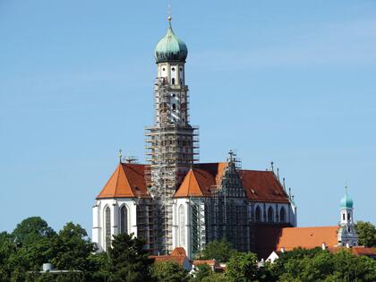 In den kommenden Wochen wird die Basilika komplett eingerüstet werden. (Foto: Donata Demartin)