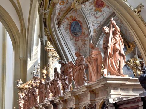 Apostel über der Simpertkapelle, zwischen 1569 und 1585 vom Florentiner Carlo Pallago geschaffen
