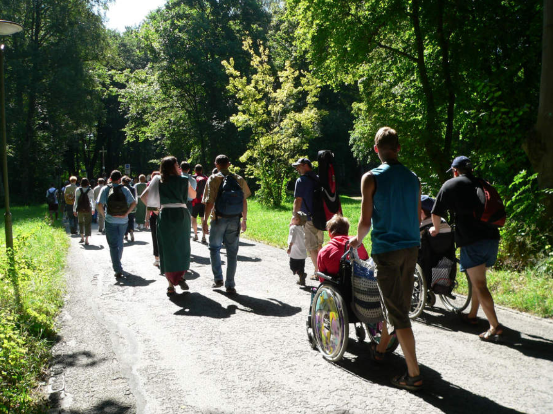 Wallfahrt nach St. Afra im Felde